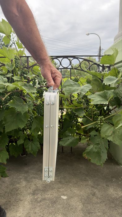 Столик складний