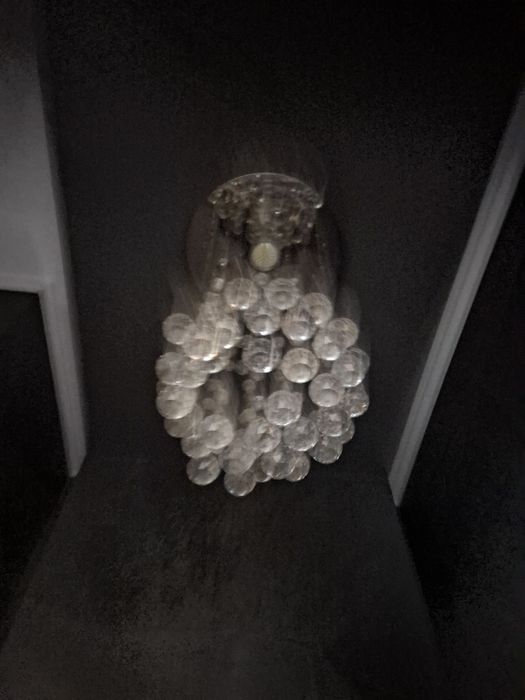 Piękna lampa  z krysztalkami