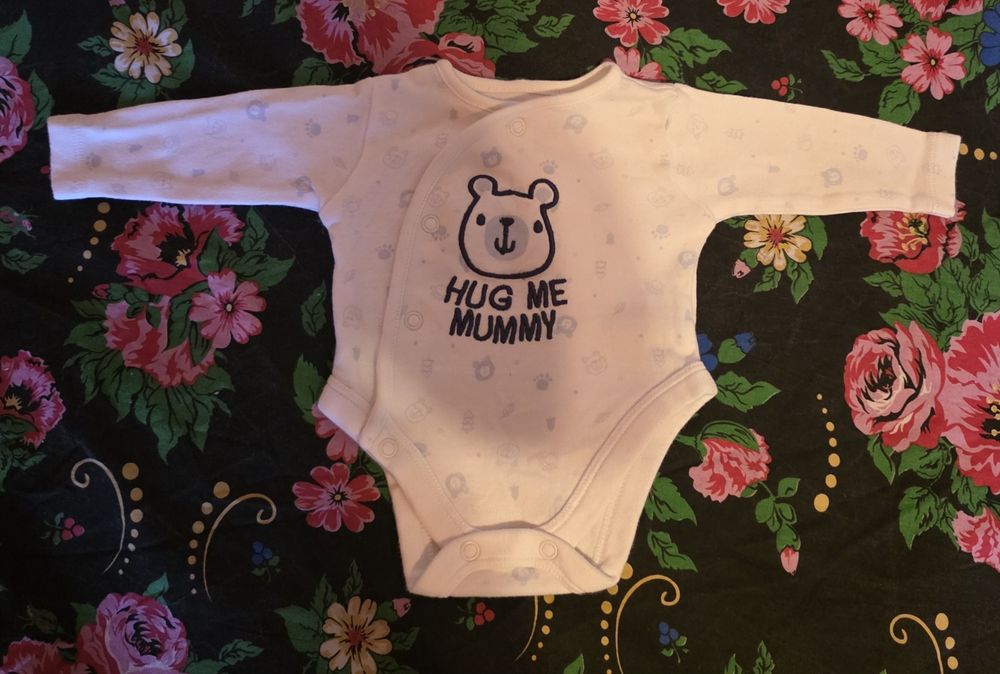 Biale bodziaki dla noworodka