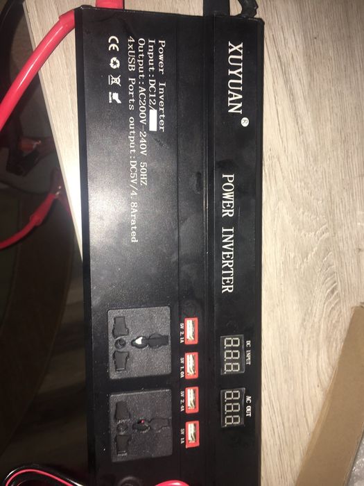 Інвертор,перетворювач напруги.