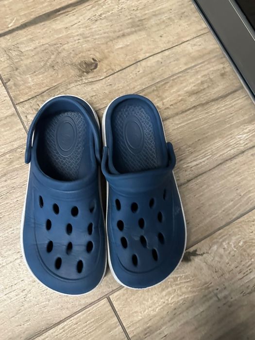 Crocsy dziewczęce 35