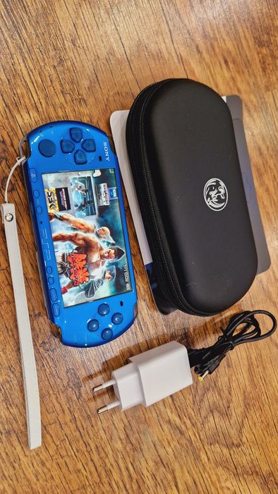 PSP Sony 3000 64гиг с играми 135шт
