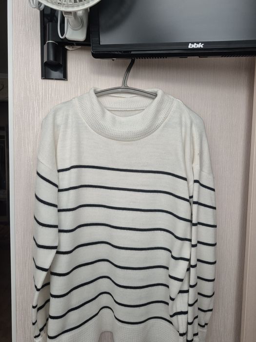 Светр вовняний в'язаний жіночий Dressa 44-48 Молочний