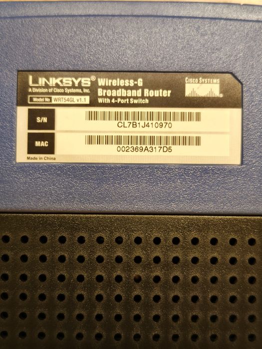 Zestaw 3 routerów Linksys, D-Link, Technicolor