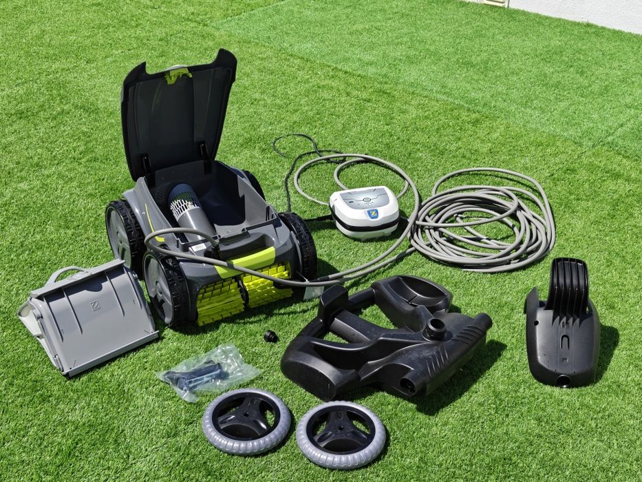 Robot Limpa Piscinas Zodiac GV 5220 Vortex 4WD – Como Novo (Usado 3x)