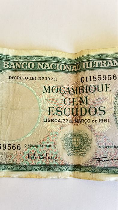Nota 100 escudos
