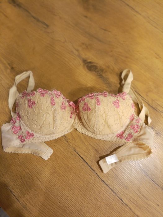 Biustonosz damski Kostar 75B