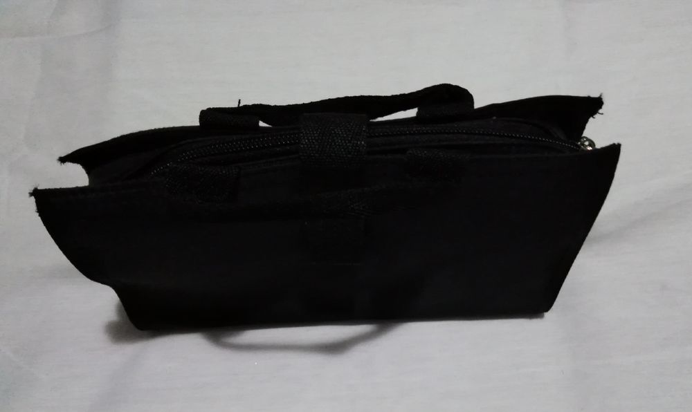 SALDOS - Bolsa de viagem para maquilhagem, necessaire.