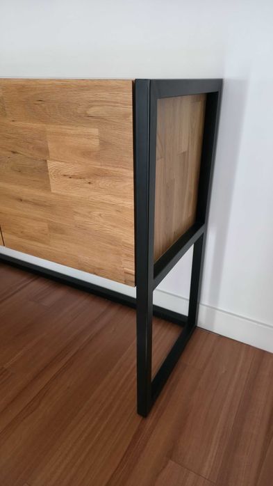 Aparador em Carvalho 173 cm