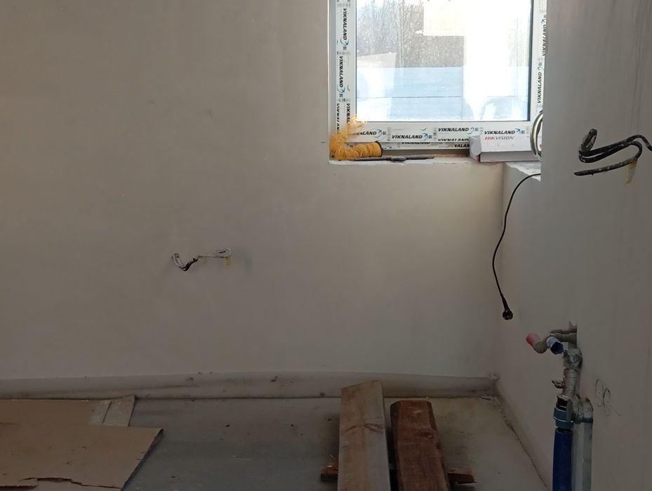 Продам будинок Новобудову! Незакінчений ремонт!