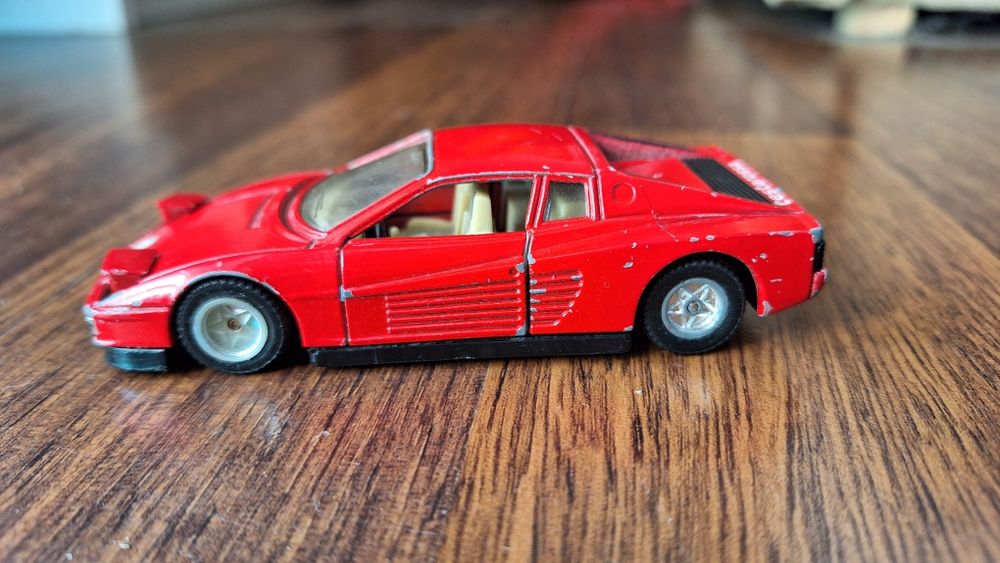 Ferrari Testarossa - MC Toy - 1/39 Konstantynów Łódzki • OLX.pl