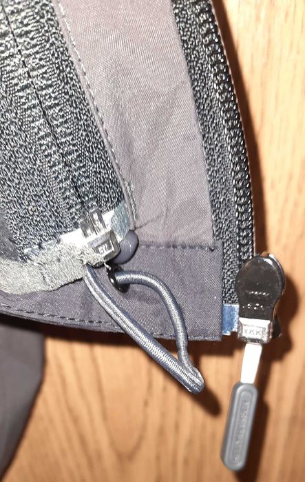 Куртки чоловічі Helly Hansen Helly Tech