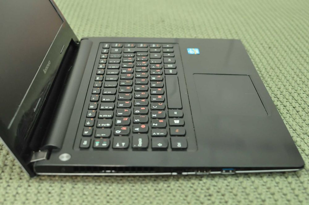 Игровой ноутбук Lenovo S400