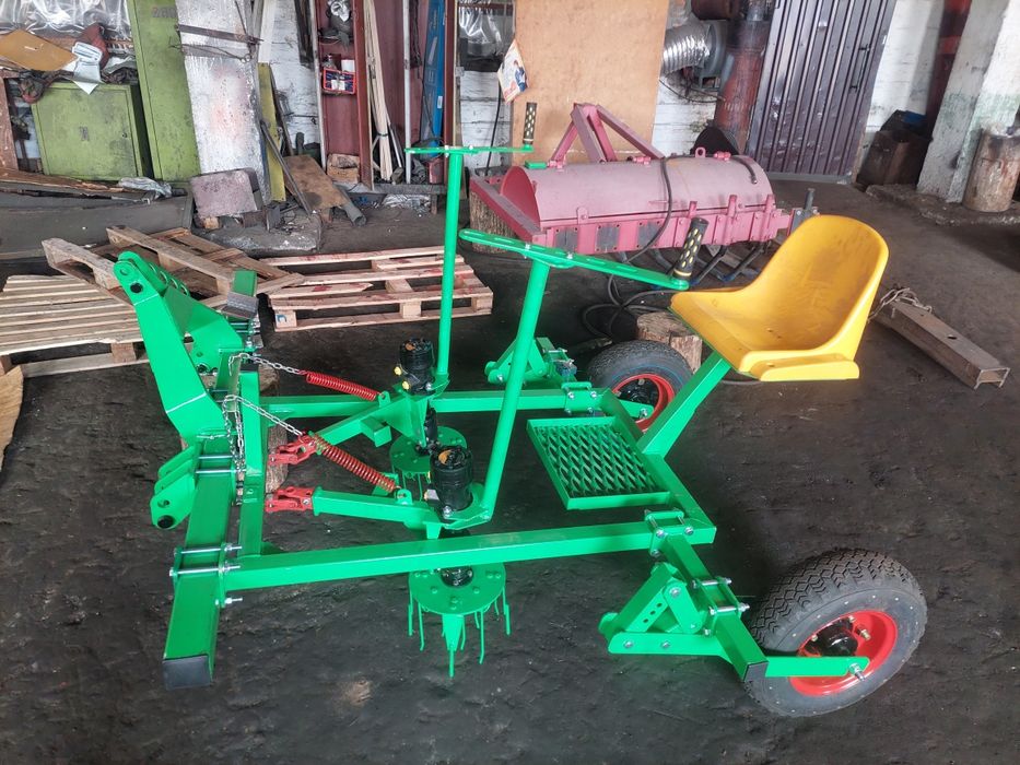 РК-1 Роторний культиватор для гарбузів, капусти.