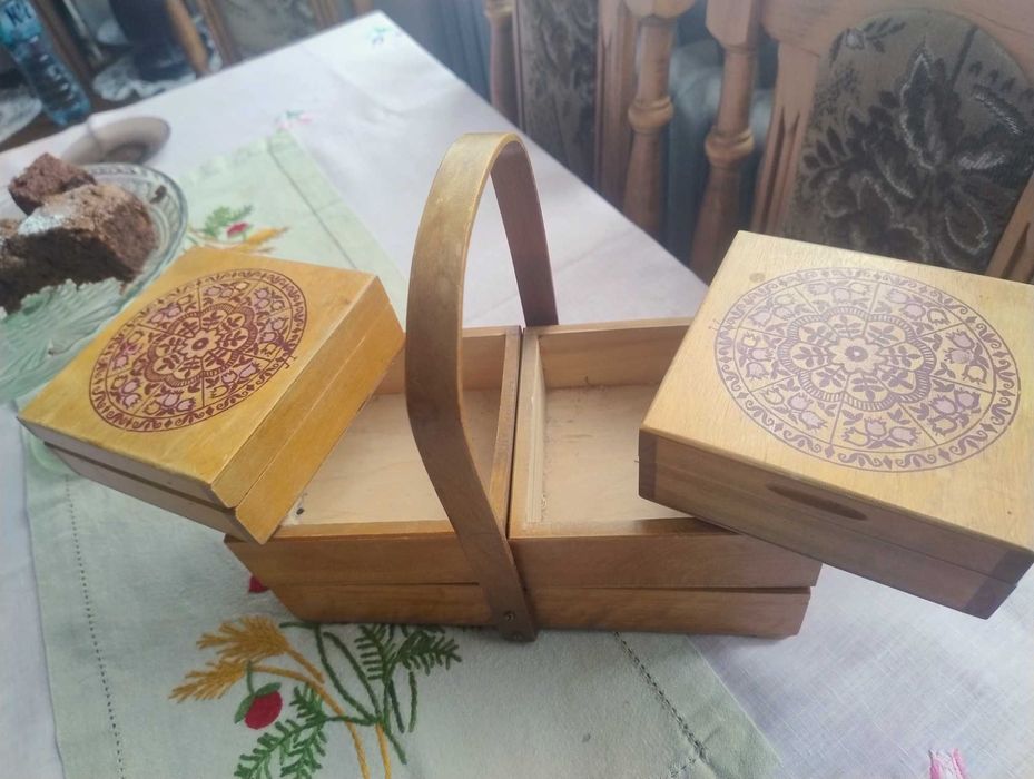 Szkatułka drewniana