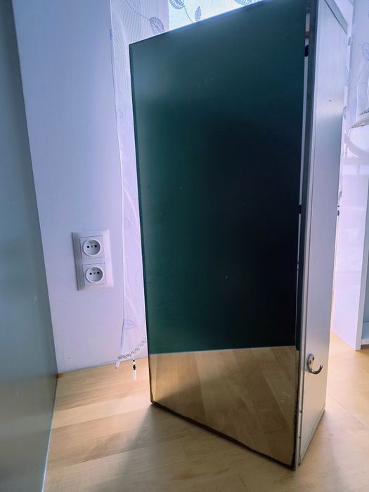 Szafka do łazienki wisząca z lustrem Biała