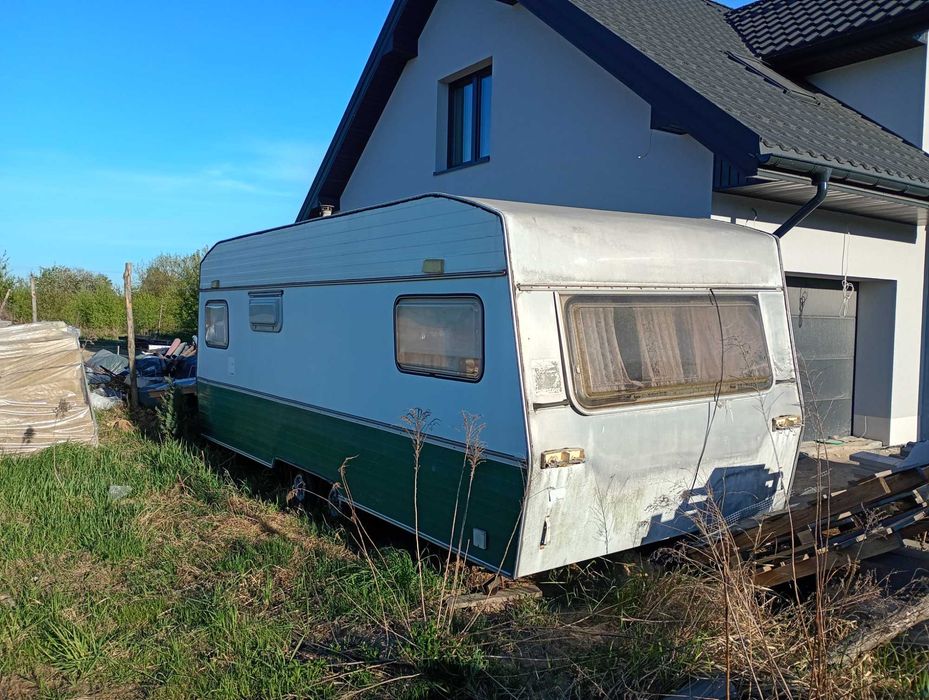 Sprzedam przyczepę kempingową na działkę lub budowę