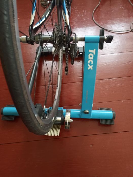 Trenażer Tacx cycleforce one