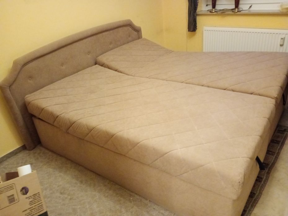 Łóżko tapicerowane wysokie    regulowane