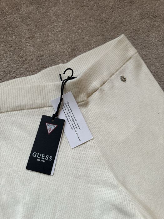 Білі теплі штани плетені ангора guess