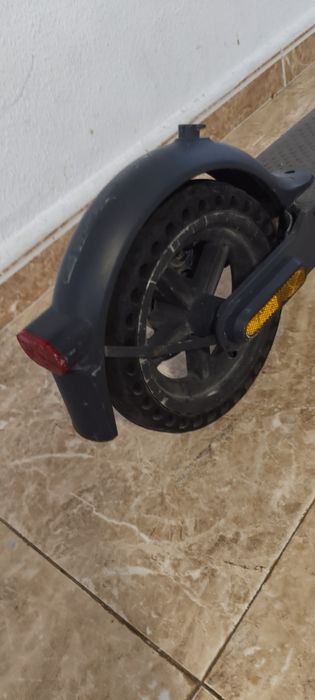 Електросамокат Xiaomi Mi Electric Scooter 3 / Mi 3