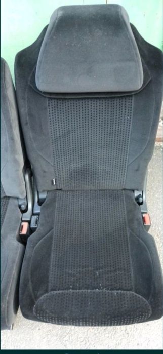 Сидіння 3 ряду...