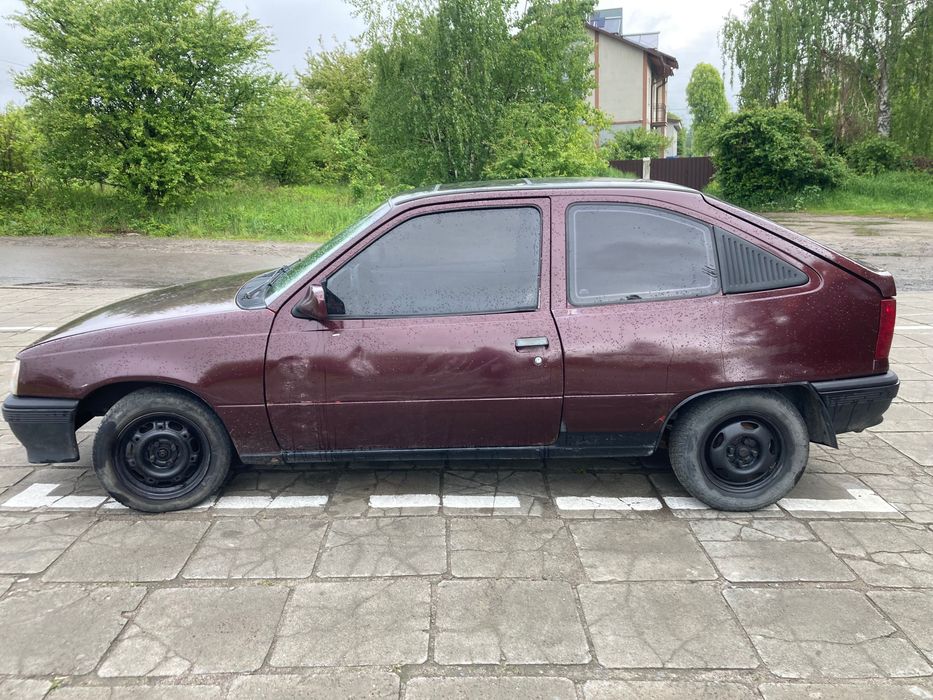 Opel Kadet 1988 1.3 бензин