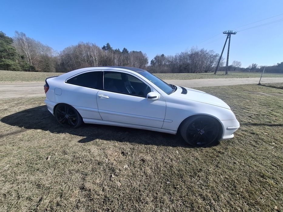 Mercedes amg  C30 w203