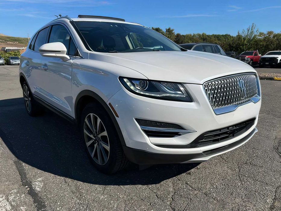 Lincoln MKC      2019