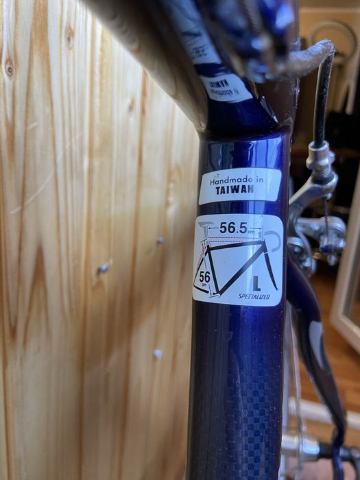 Продам велосипед крбоновий specialized
