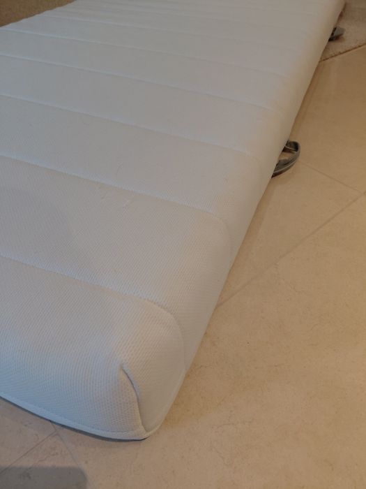 Colchão IKEA Asvang