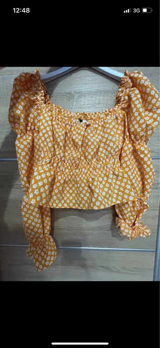 Kwiatowa bluzka a’la hiszpanka