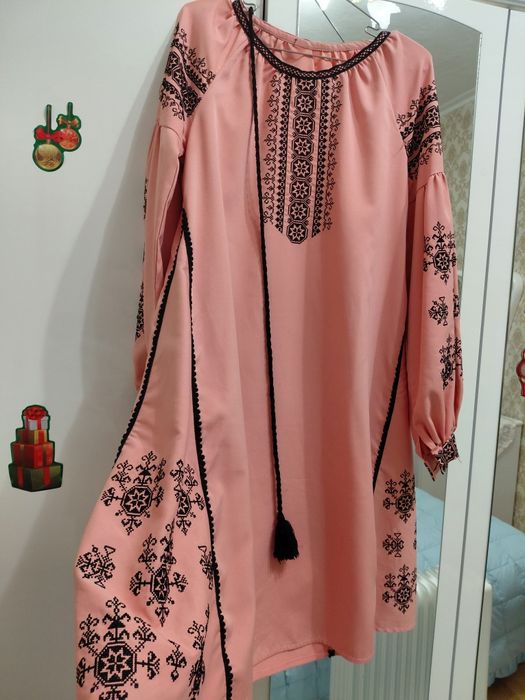 Сукня вишита. 46