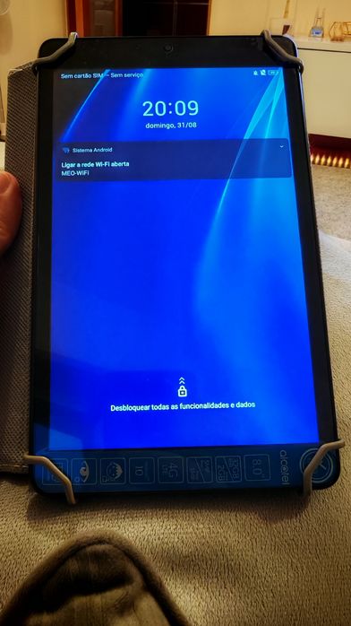 ALCATEL 3T Tablet (8'' - 32 GB - 2 GB - Wi-Fi + 4G - Black)64586494298882121