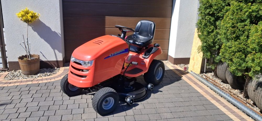 Traktorek kosiarka Simplicity Briggs & Stratton 17.5 hp toro stiga