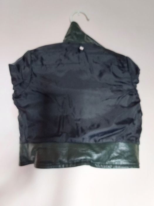 Lindo casaquinho/blusão impermeável de criança