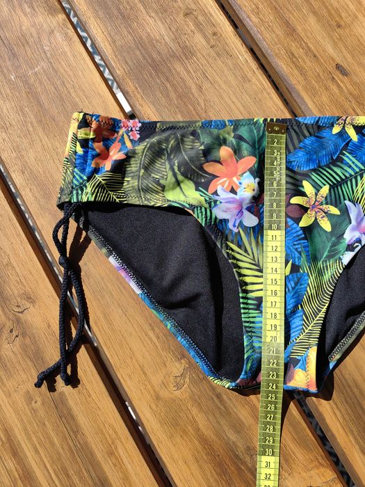 Dół od bikini M,  szerokość pas 38  sran dobry,