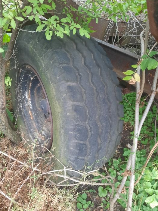 Продам бочку на шасси