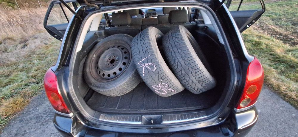 Toyota Avensis 1.8 T25 Kombi bogato wyposażony