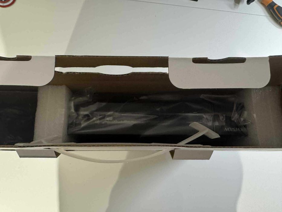 Rejestrator HIKVISION HiWatch HWN-4108MH (C)