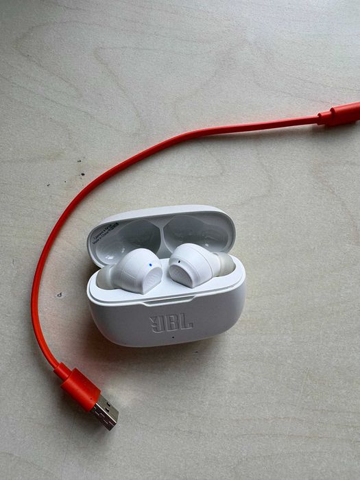Навушники JBL Wave 200 TWS