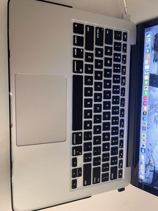 Macbook 2015  гарний стан