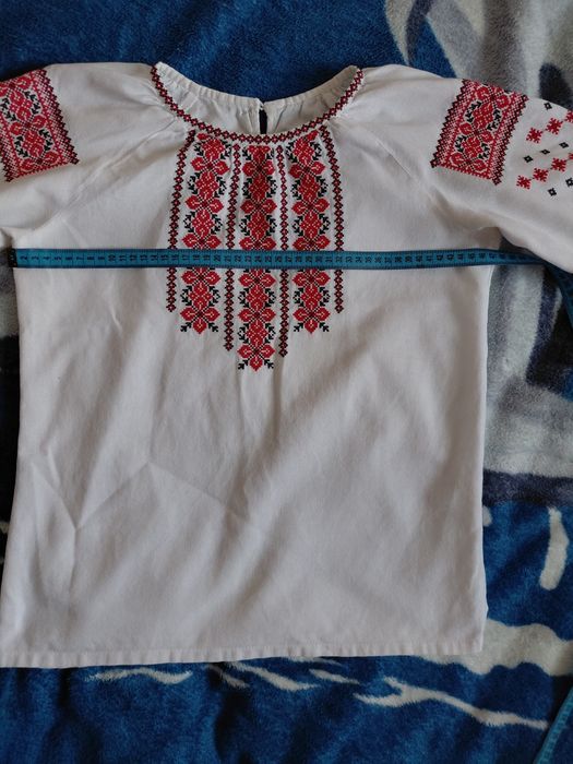 Вишиванка на дівчинку