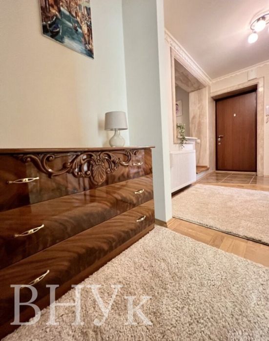 Продам 3-кімнатну квартиру