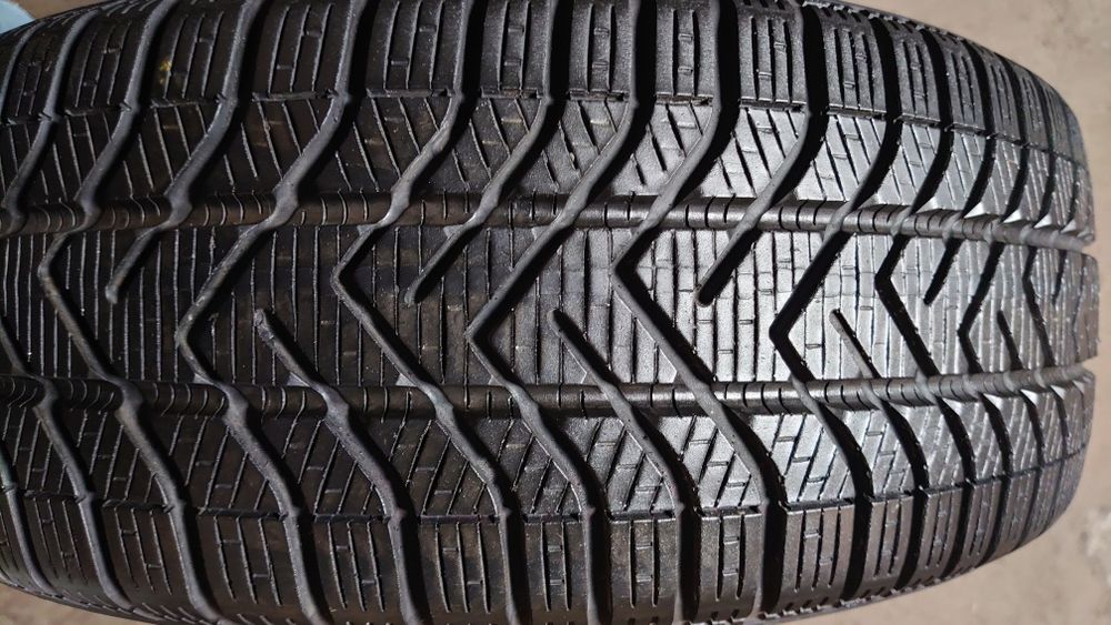 Зимние шины Pirelli Snowcontrol winter 210 serie 3 205/55 r16 комплект