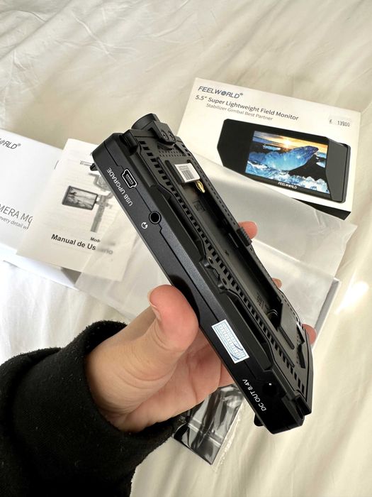 Monitor - FEEL WORLD