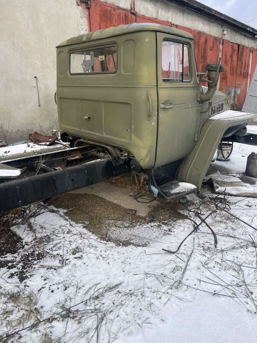 Продам кабину и раму Урал