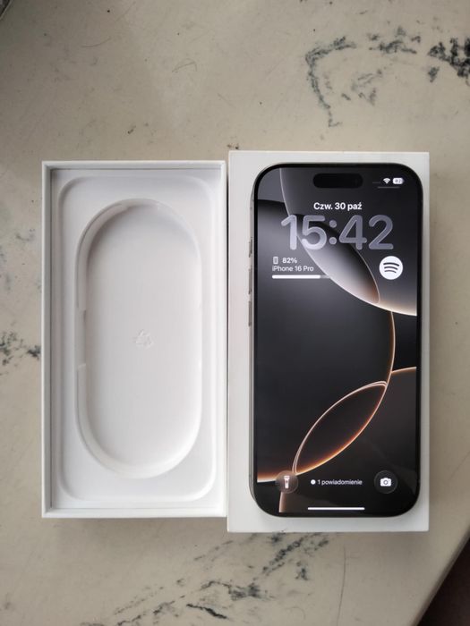 Iphone 16 pro 128 gb, stan idealny!