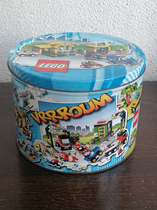 Caixa metálica LEGO