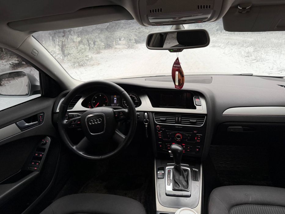 Продам Audi A4! 2.0 дизель